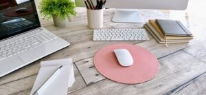 会議で発言しない人の心理7選｜原因と克服法